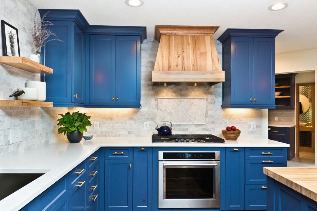 A freshly remodeled kitchen with a classic touch